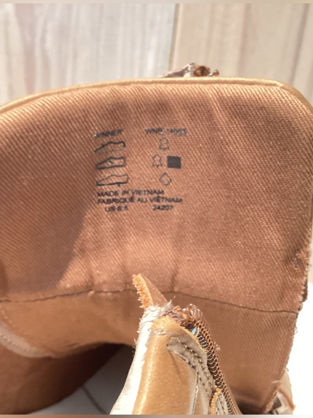 Taos Winner Leather High Top Sneaker Caramel - Picture 12 of 13